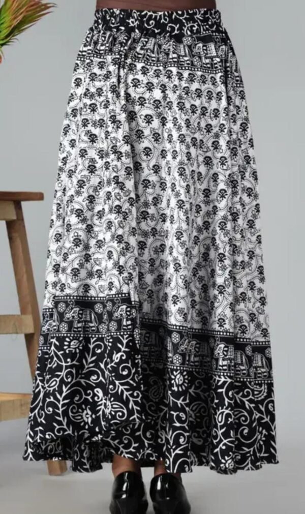 Women's Long Printed Black and White Cotton Skirt - Image 4