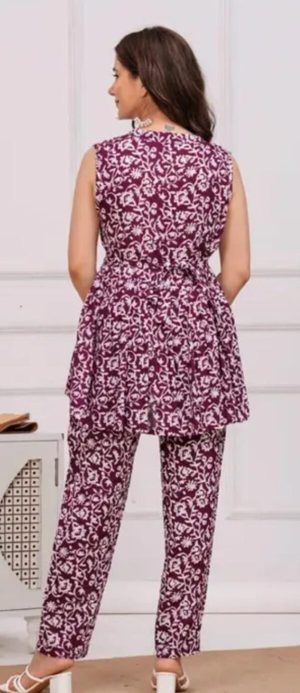 Stylish Purple Co-ord Set: Sleeveless Crop Top & Trouser Set - Image 3