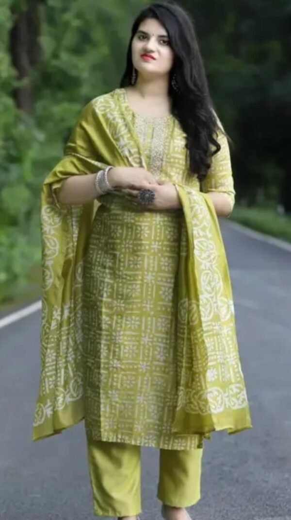 Embroidery Work Green Kurti Pant with Dupatta Set