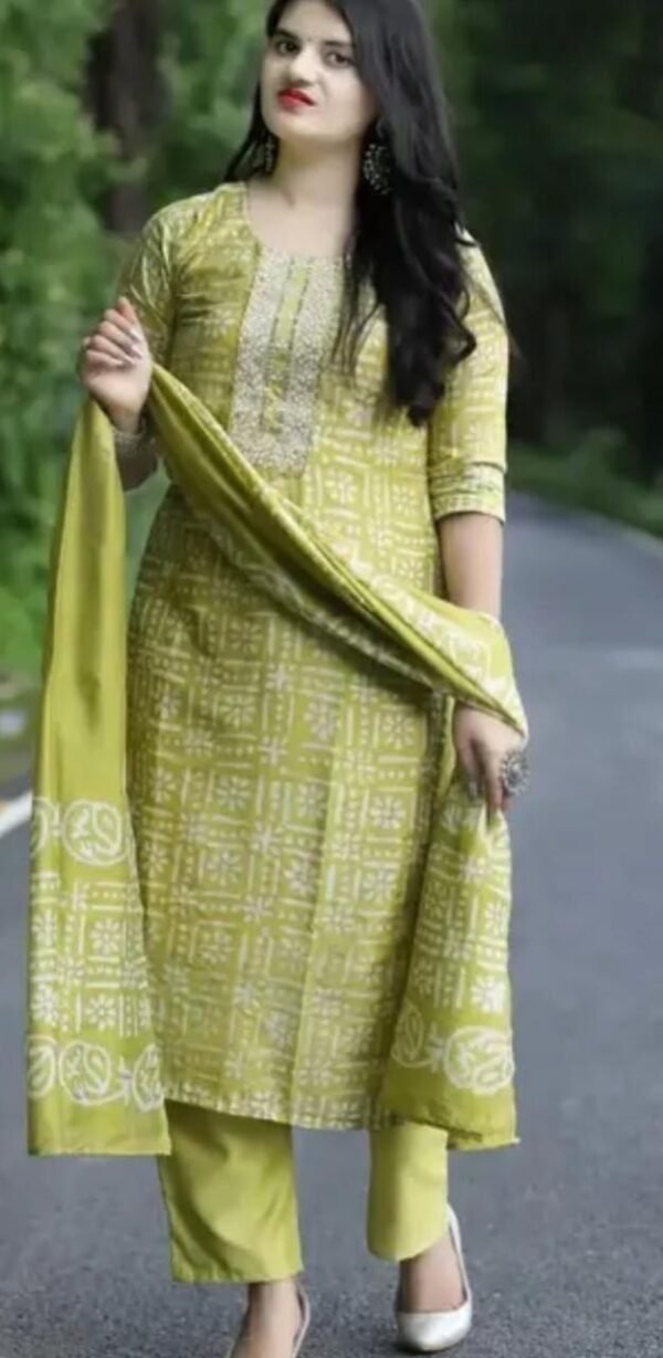 Embroidery Work Green Kurti Pant with Dupatta Set - Image 2
